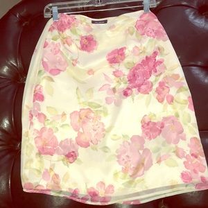 Women’s Skirt